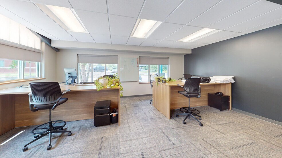 More Photos Of 3344 Grand Ridge Dr NE, Grand Rapids Medical For Lease