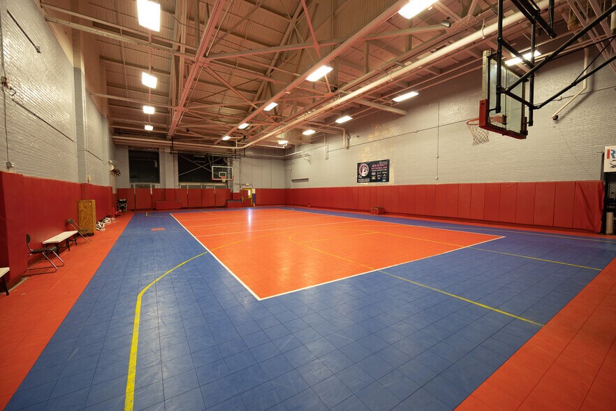 More Photos Of 20001 Euclid Ave, Euclid Warehouse For Sale