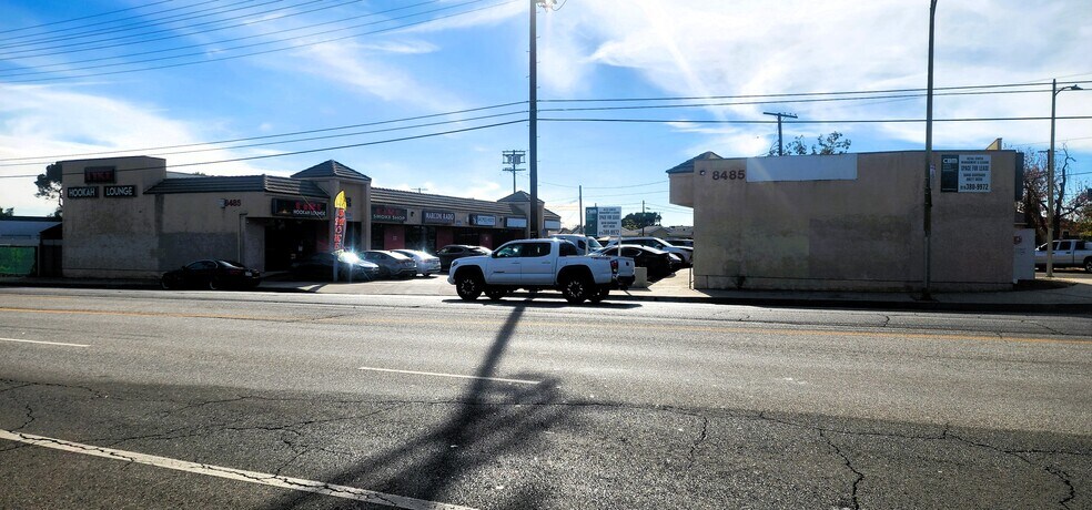 More Photos Of 8485 Glenoaks Blvd, Sun Valley Unknown For Lease