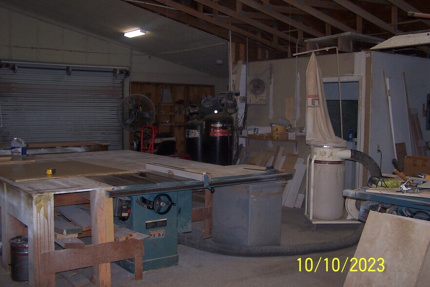 More Photos Of 831 King St, Cocoa Manufacturing For Sale