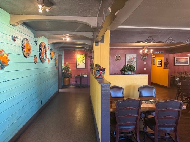 More Photos Of 1964 W Foothill Blvd, Upland Restaurant For Sale