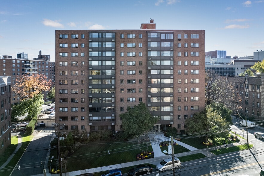 More Photos Of 90 Prospect Ave, Hackensack Apartments For Sale