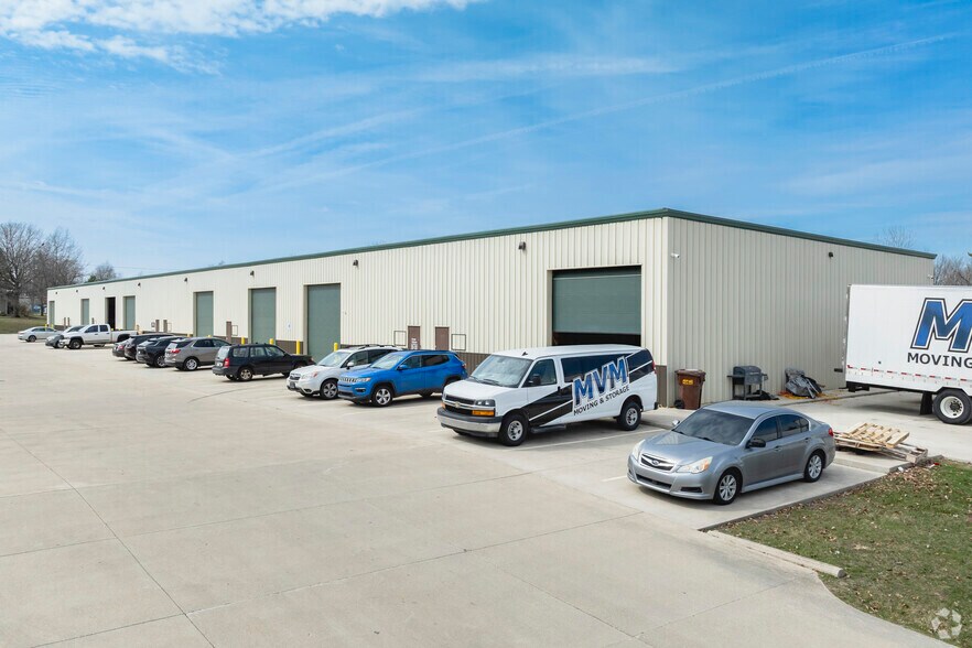 More Photos Of 6032 Highview Dr, Fort Wayne Light Manufacturing For Lease
