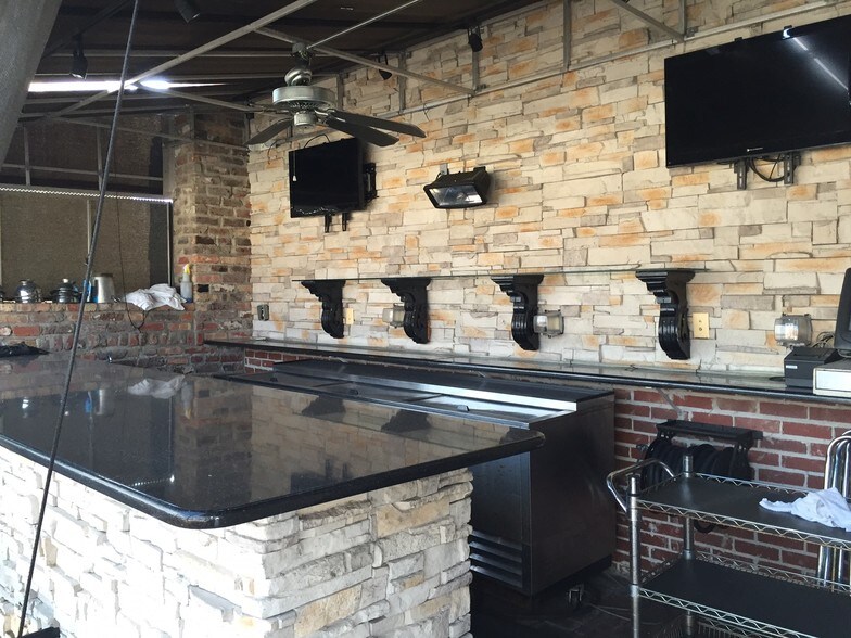 More Photos Of 111 E Erwin St, Tyler Storefront Retail Office For Lease