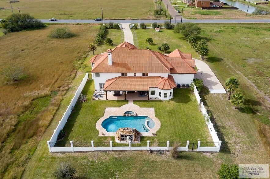 More Photos Of 25219 Bass Blvd, Harlingen Lodge Meeting Hall For Sale