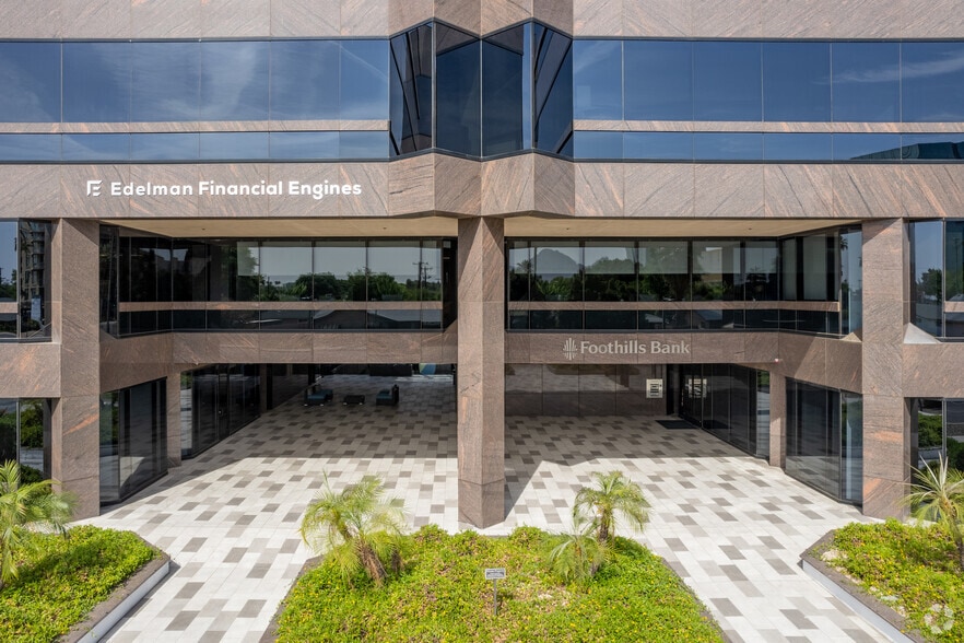 More Photos Of 4742 N 24th St, Phoenix Coworking Space