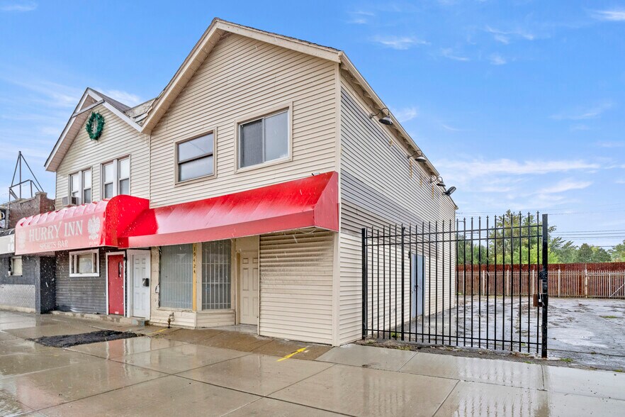 More Photos Of 19424 W Warren Ave, Detroit Storefront For Sale