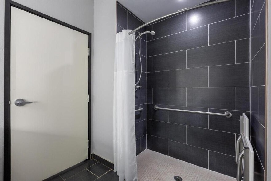 More Photos Of 13600 Hartman Ln, Walker Hotel For Sale