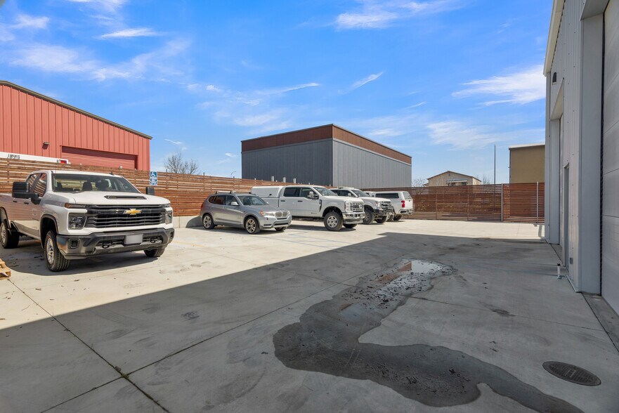 More Photos Of 3510 Combine St, Paso Robles Manufacturing For Lease