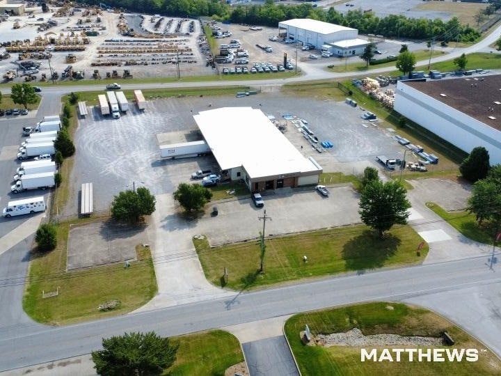 More Photos Of 1300 Heil Quaker Blvd, La Vergne Distribution For Sale