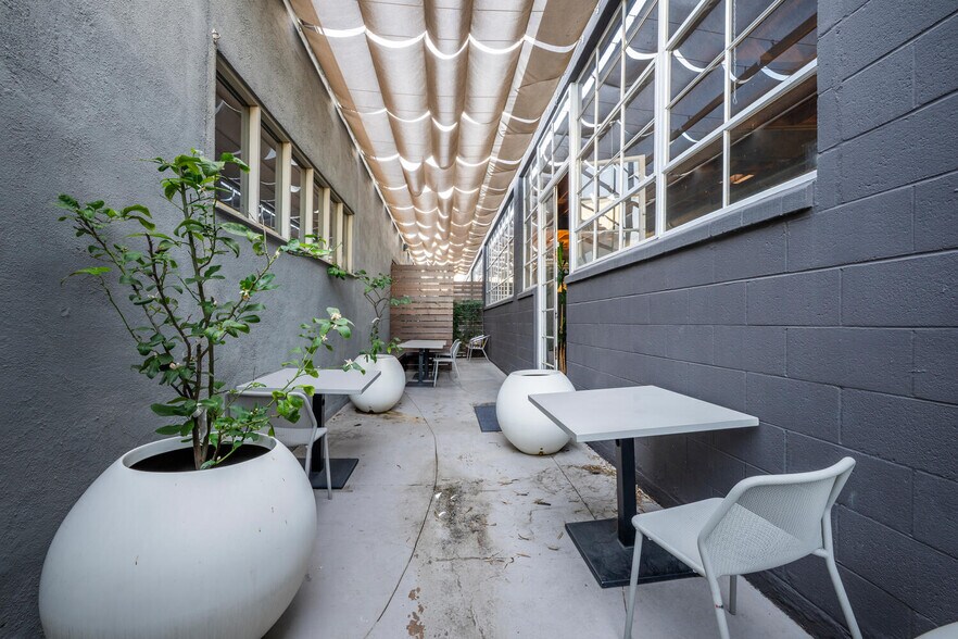 More Photos Of 1342 Coronado Ave, Long Beach Loft Creative Space For Lease