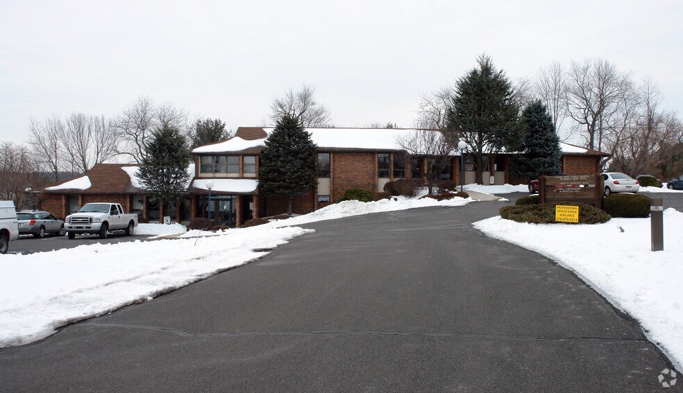 Primary Photo Of 2771 Geryville Pike, Pennsburg Medical For Lease