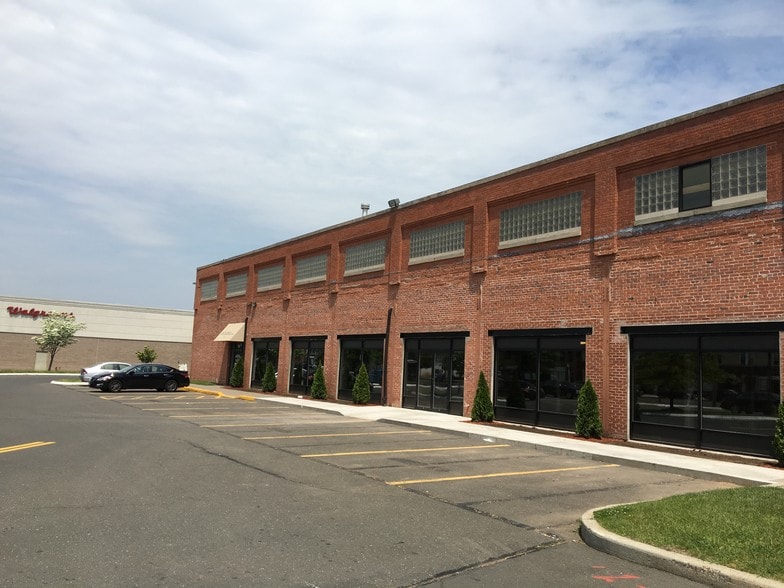 More Photos Of 1125-1187 Dixwell Ave, Hamden Light Manufacturing For Lease