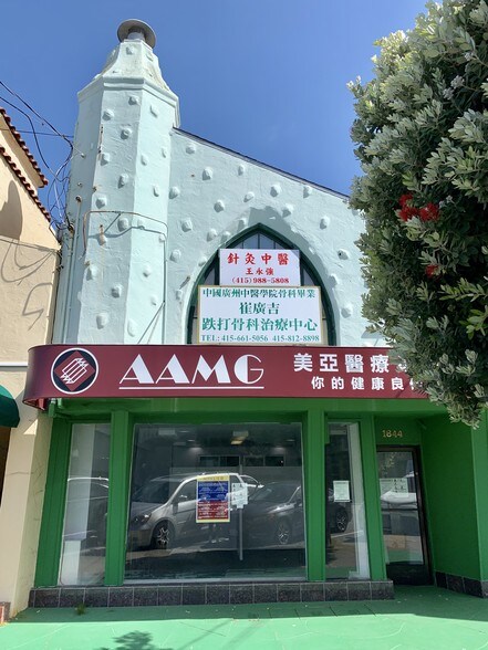 More Photos Of 1842 Noriega St, San Francisco Storefront Retail Office For Lease