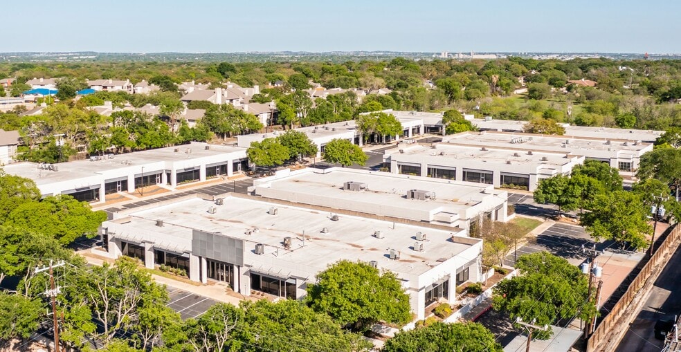 More Photos Of 140 Heimer Rd, San Antonio Unknown For Lease