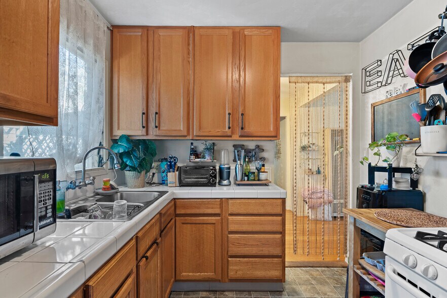 More Photos Of 2126-34 30th st, San Diego Apartments For Sale