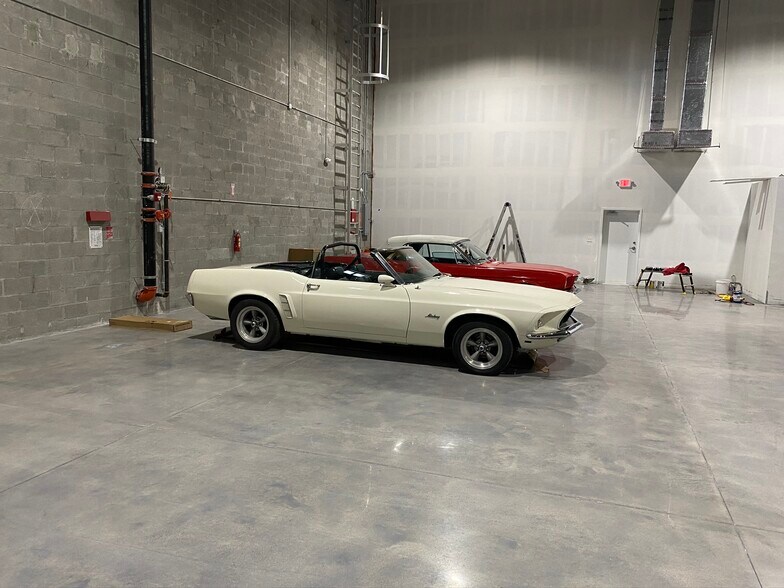 More Photos Of 3590 SW 30th Ave, Fort Lauderdale Warehouse For Sale