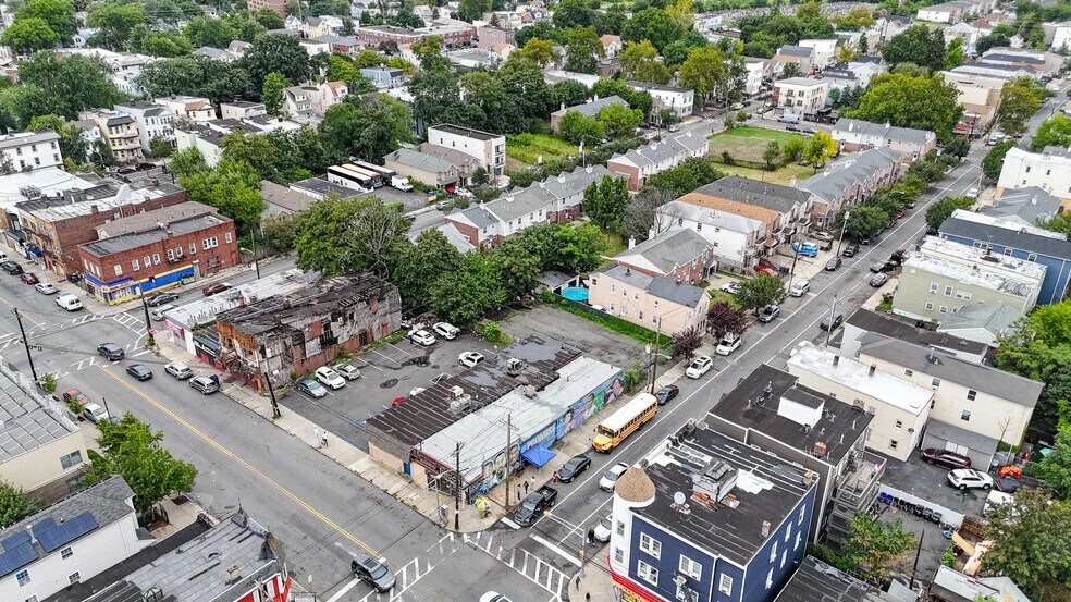 More Photos Of 297 16th Ave, Newark Land For Sale