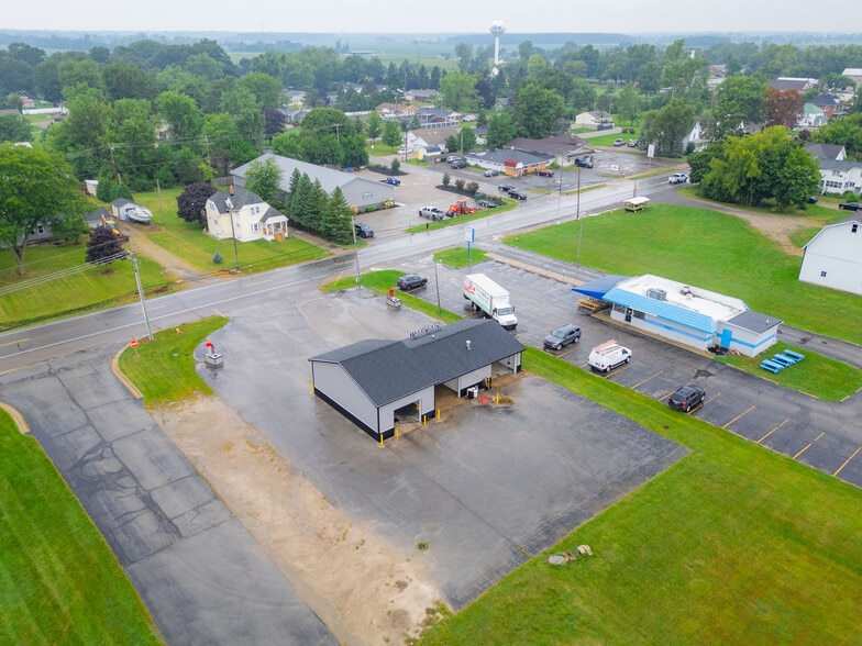 More Photos Of 3181 Lewis Ave, Ida Carwash For Sale