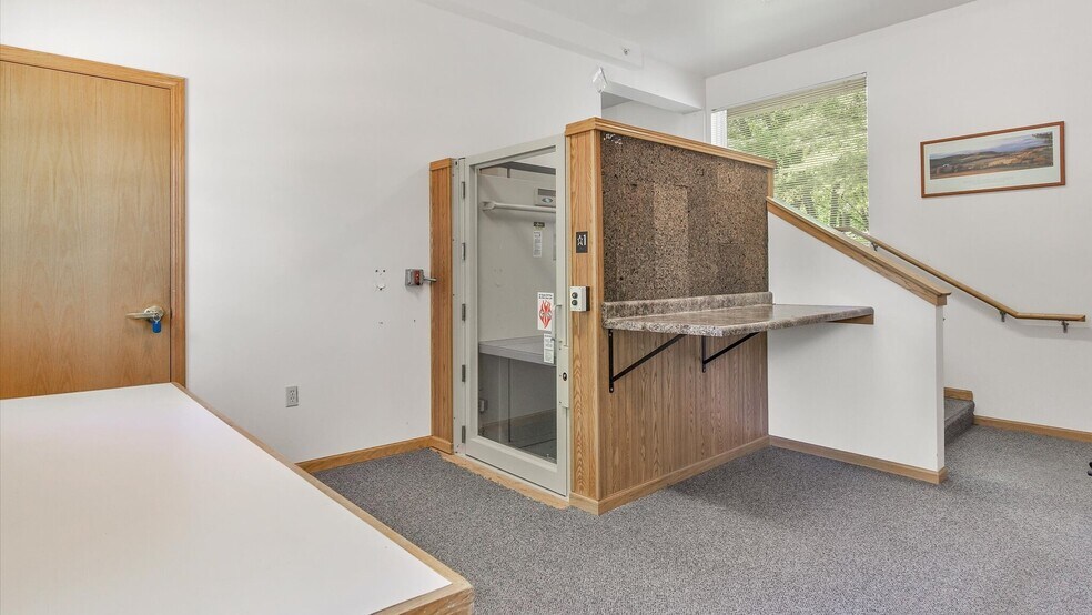 More Photos Of 121 S 5th St, Evansville Assisted Living For Sale