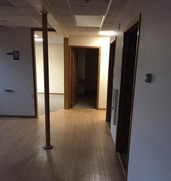 More Photos Of 4777 E State St, Rockford Medical For Sale