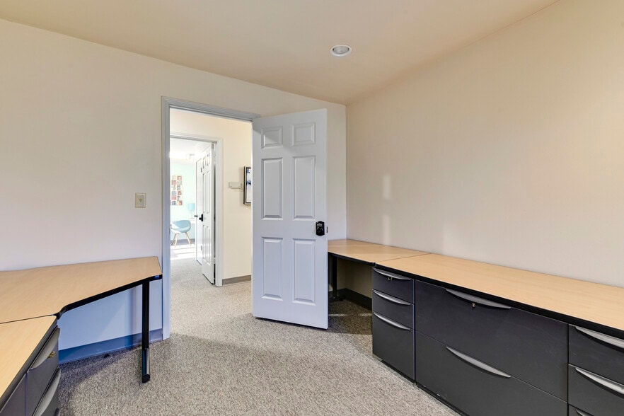 More Photos Of 8733 Shoal Creek Blvd, Austin Office For Lease