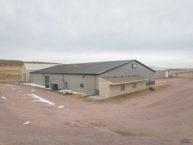 More Photos Of 27592 N 79 Hwy, Hot Springs Warehouse For Lease