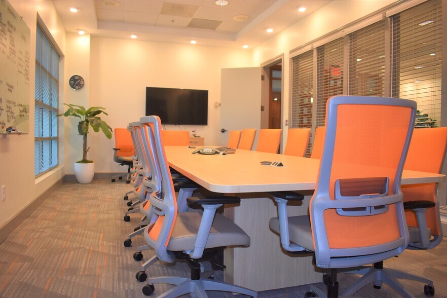 More Photos Of 10 Canebrake Blvd, Flowood Coworking Space