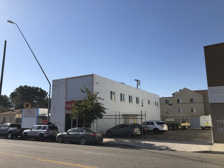 Primary Photo Of 8111 San Fernando Rd, Sun Valley Research And Development For Sale