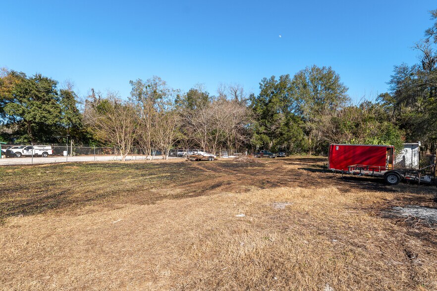 More Photos Of 1007 25th St, Ocala General Retail For Sale