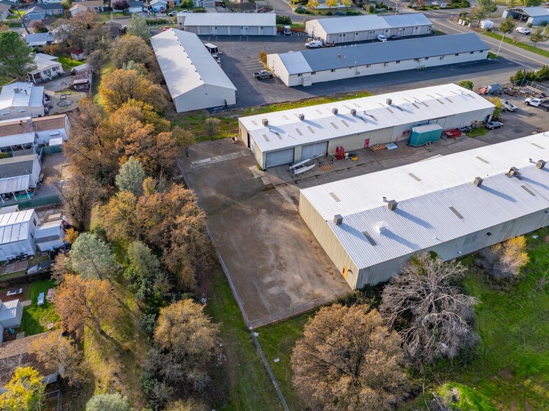 More Photos Of 4311 Caterpillar Rd, Redding Manufacturing For Sale