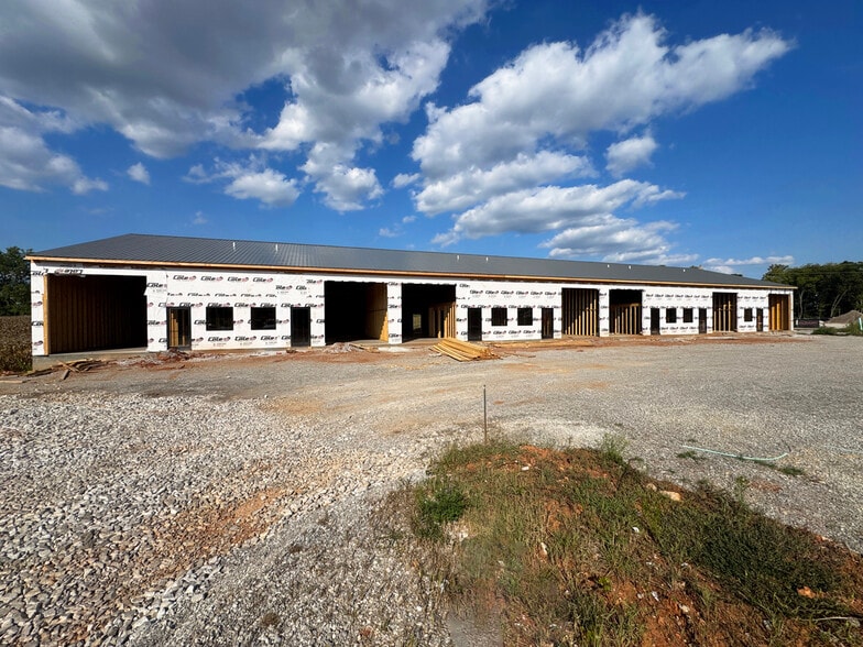 More Photos Of 400 Red Squirrel St, Bowling Green Specialty For Sale