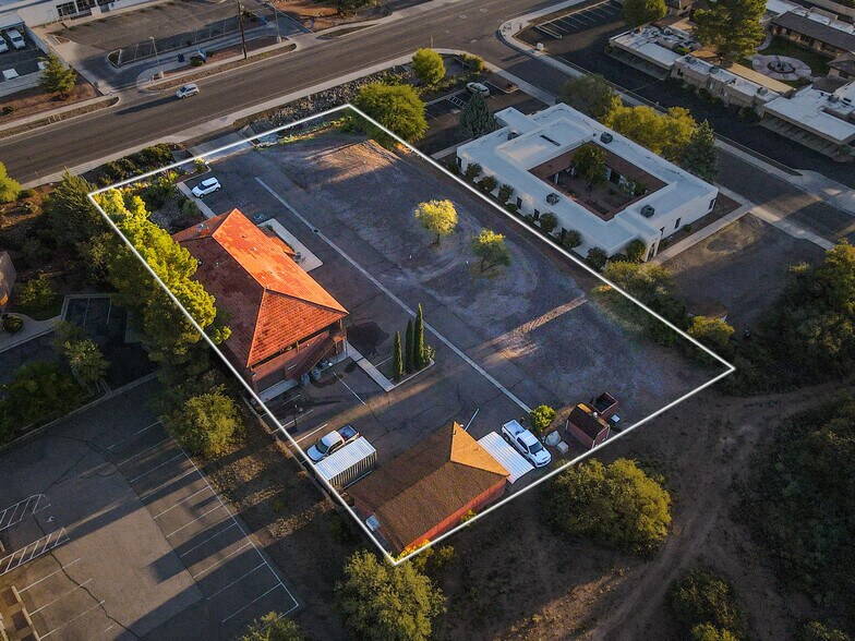 More Photos Of 677 E Mingus Ave, Cottonwood Loft Creative Space For Sale