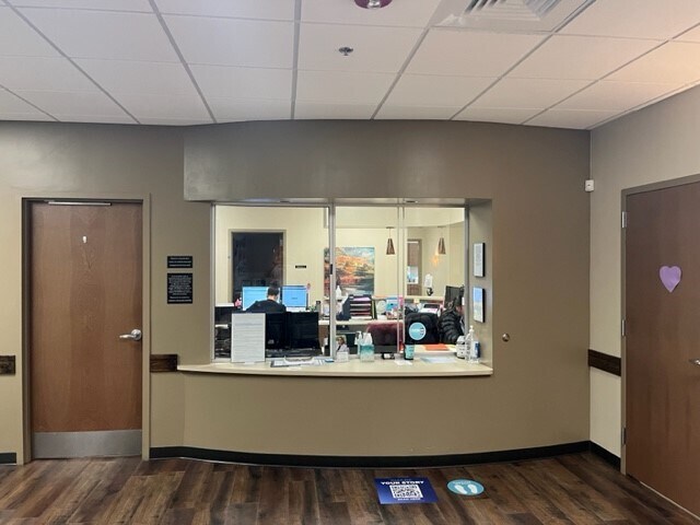 More Photos Of 250 E Basse Rd, San Antonio Medical For Lease