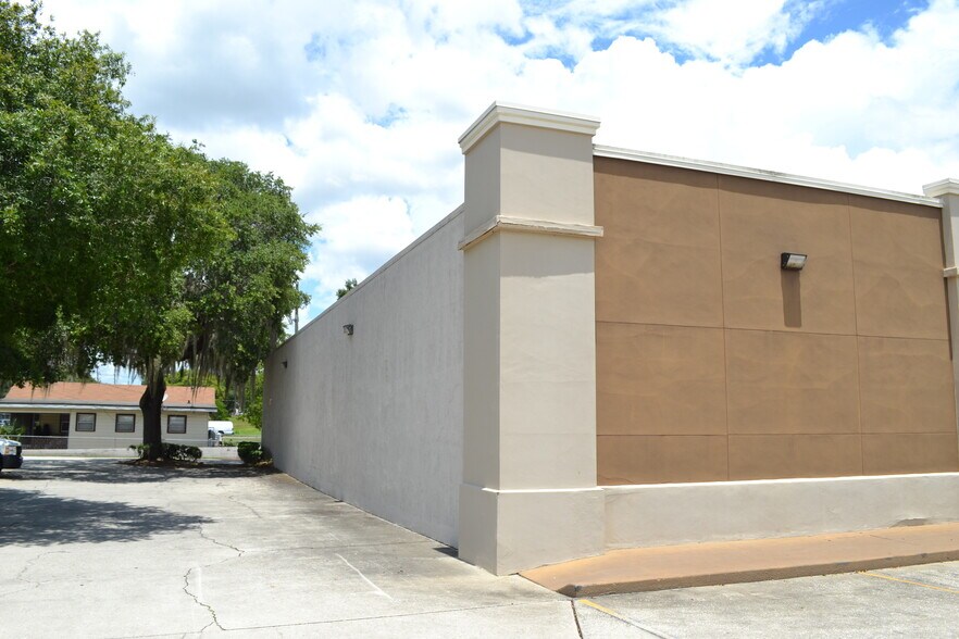 More Photos Of 126 State Road 60 W, Lake Wales Freestanding For Sale