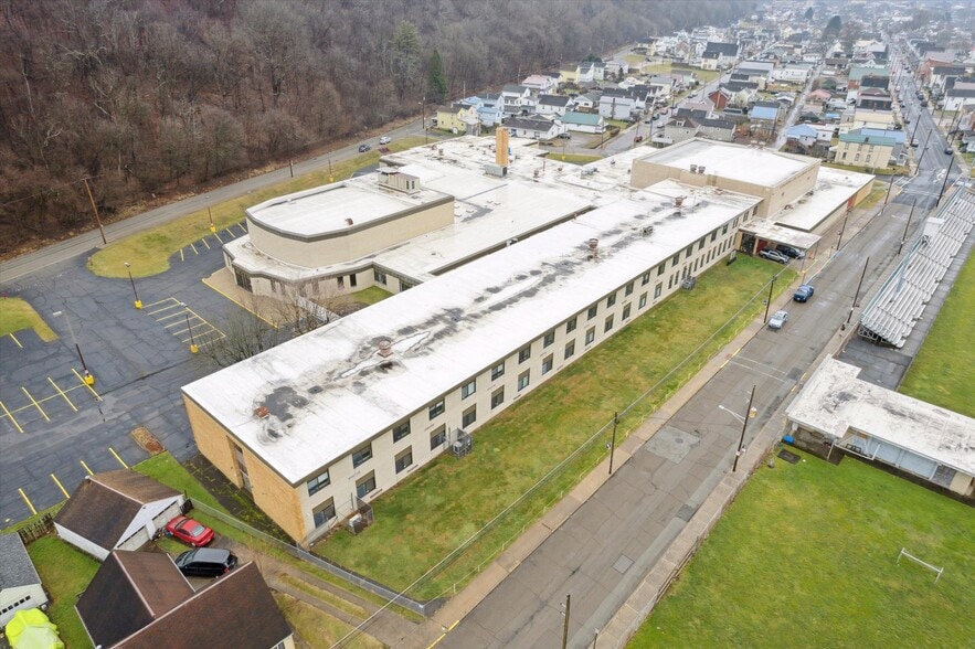 More Photos Of 1200 Orr Ave, Kittanning Schools For Sale