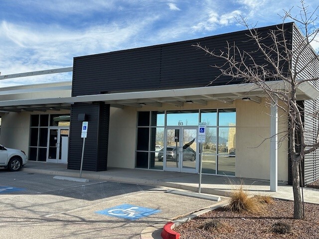 Primary Photo Of 14251 Edgemere Blvd, El Paso Storefront For Lease