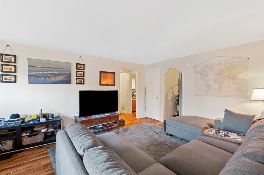 More Photos Of 19207 60th Ave W, Lynnwood Apartments For Sale