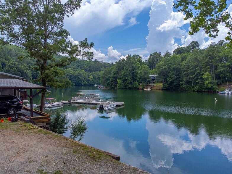 More Photos Of 270 Deyton Camp Rd, Robbinsville Marina For Sale