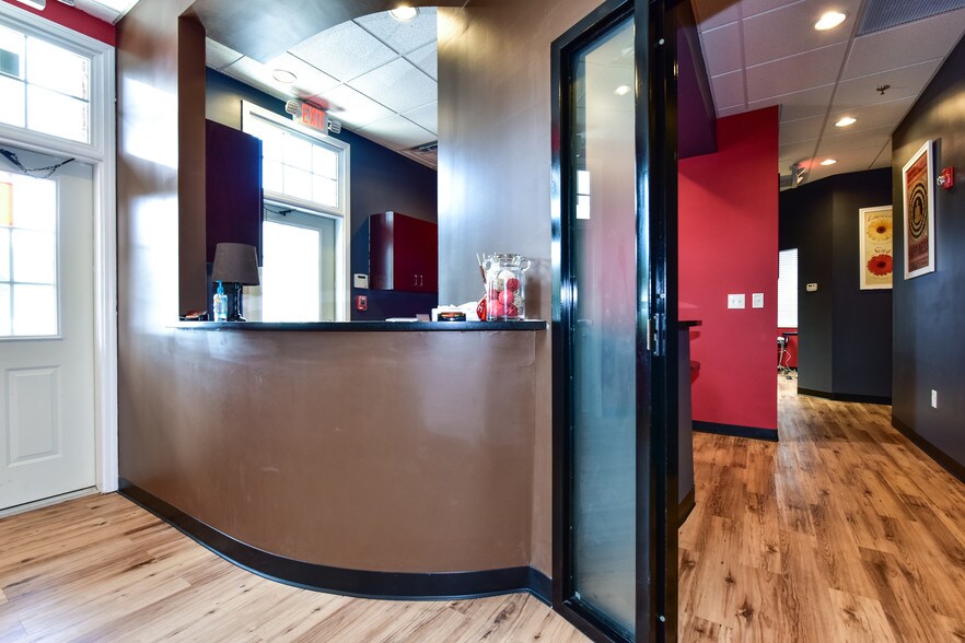 More Photos Of Woodstock Holly Spgs, Canton Medical For Lease