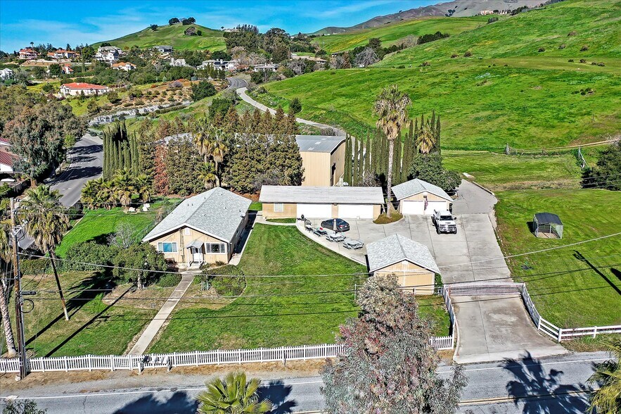 More Photos Of 1995 Old Calaveras Rd, Milpitas Lodge Meeting Hall For Sale