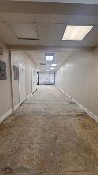 More Photos Of 11300 NW 87th Ct, Hialeah Unknown For Lease