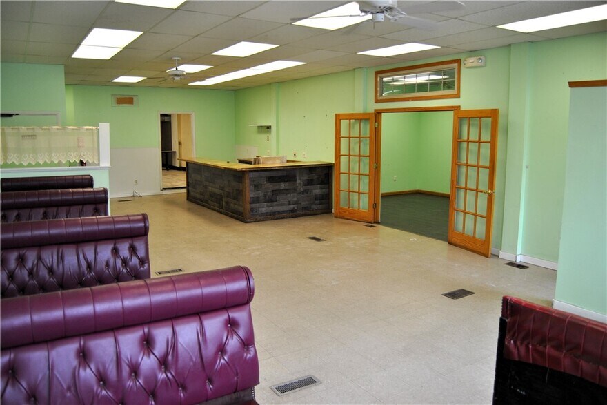 More Photos Of 2-4 Commercial St, Livonia Storefront Retail Residential For Sale