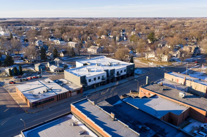 More Photos Of 116-118 W Main St, Madelia Apartments For Lease