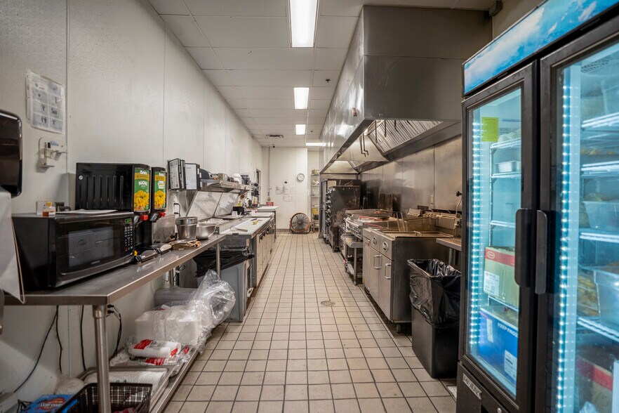More Photos Of 13027 TX-105 E, Cut And Shoot Sports And Entertainment For Sale