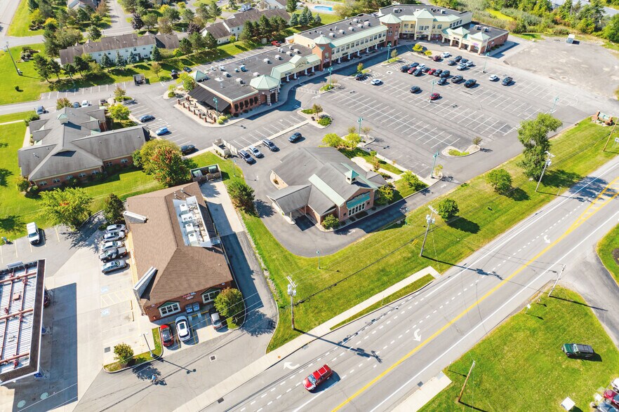 More Photos Of 815 Ridge Rd, Webster Bank For Lease