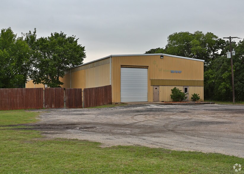 Primary Photo Of 7376 Rendon Bloodworth Rd, Mansfield Warehouse For Sale
