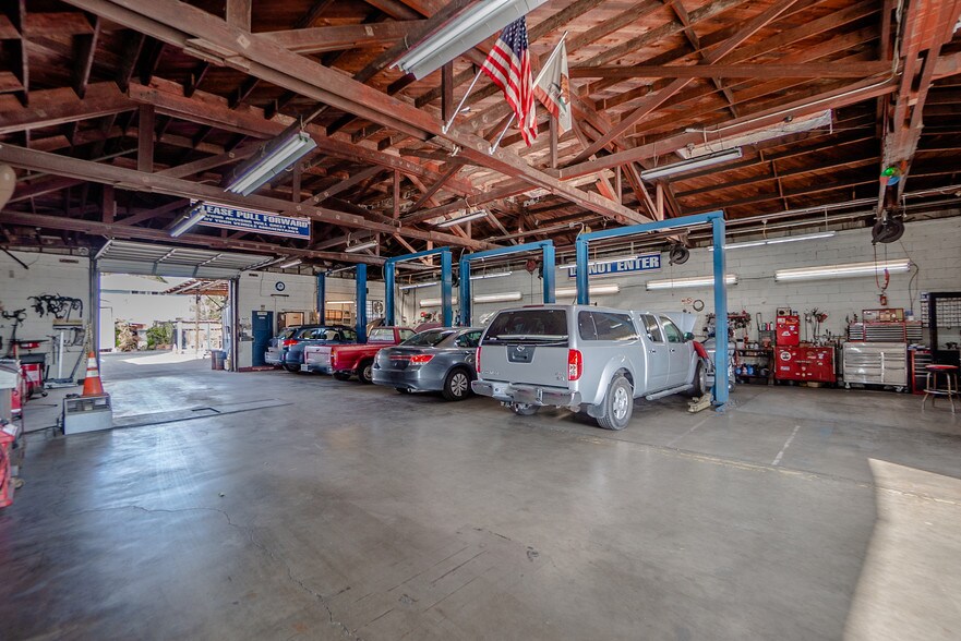 More Photos Of 12211 Hadley St, Whittier Auto Repair For Sale