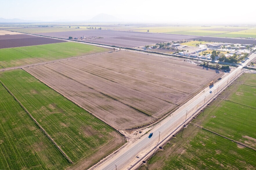 More Photos Of 697 W McCabe Rd, El Centro Land For Sale