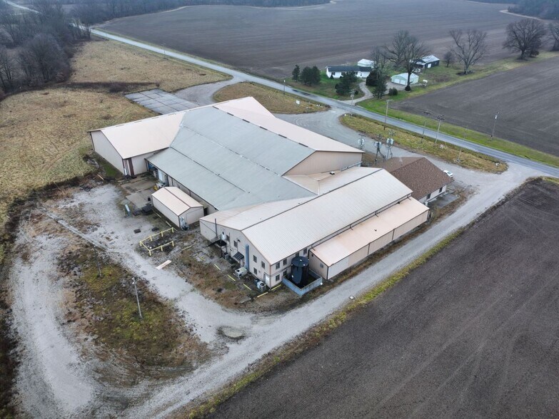 More Photos Of 7656 E 700th Ave, Robinson Manufacturing For Sale